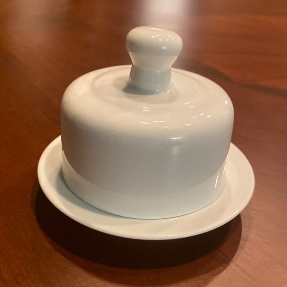 Cordon Bleu Small Butter Keeper Dish - Picture 2 of 3